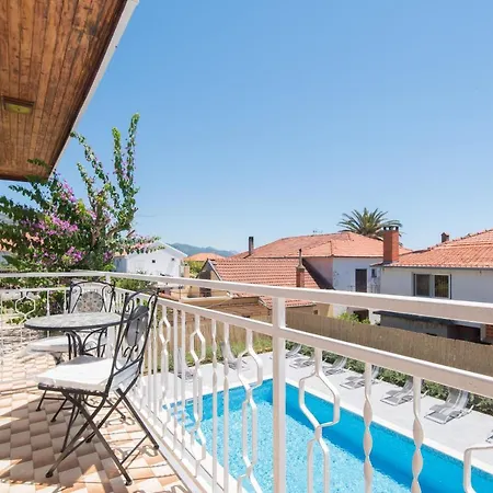 Villa Costa *